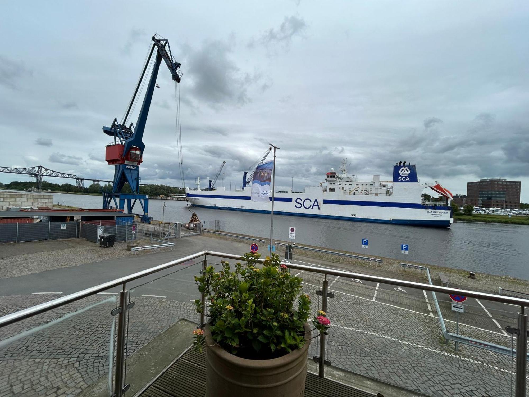 Rendsburg Ahoi Apartamento Exterior foto